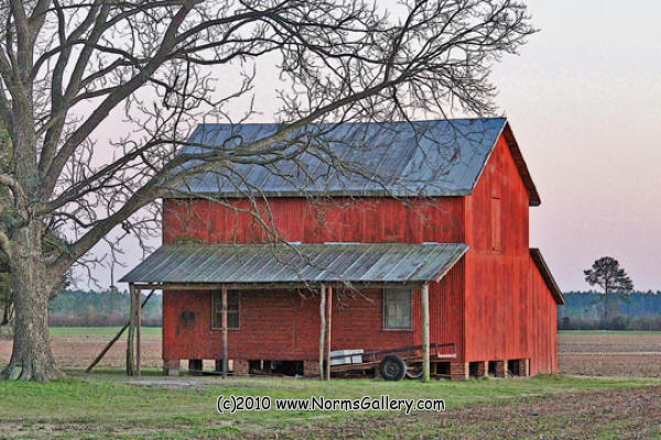 Red Barn (c)2017 www.NormsGallery.com